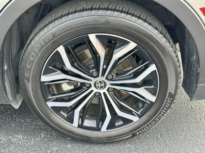 2023 Toyota Crown XLE
