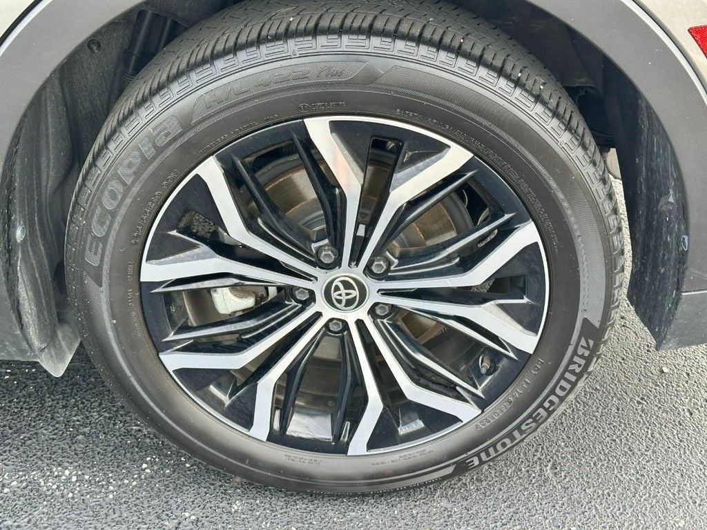 2023 Toyota Crown XLE