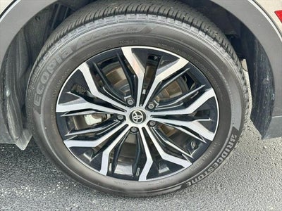 2023 Toyota Crown XLE