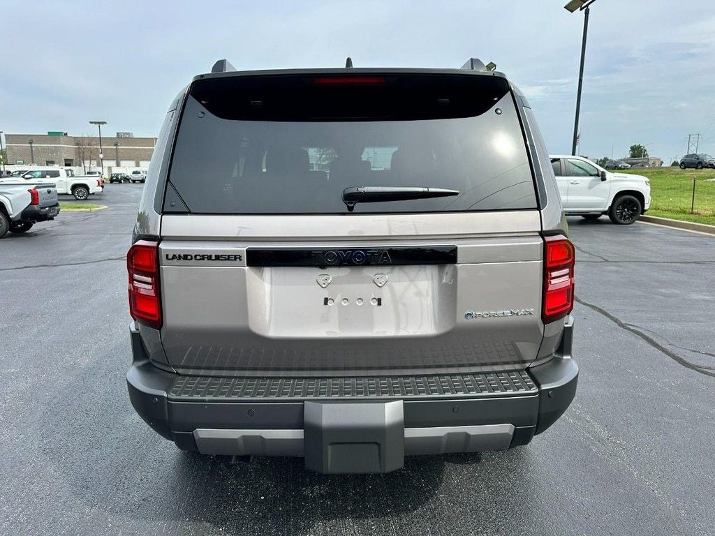 2026 Toyota Land Cruiser Base