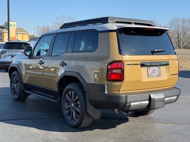 2025 Toyota Land Cruiser Base