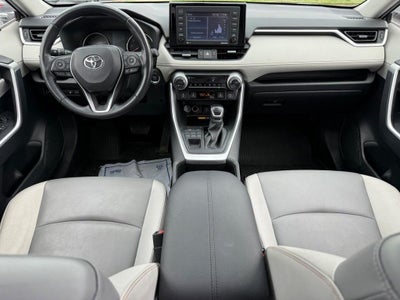 2022 Toyota RAV4 XLE Premium