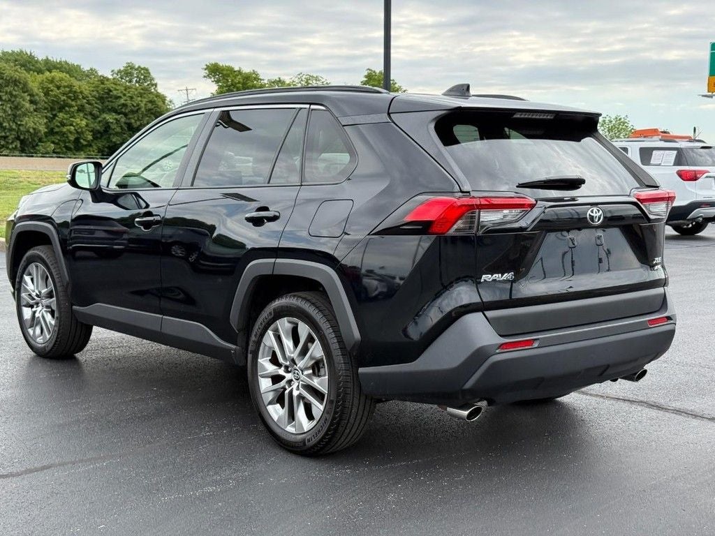 2022 Toyota RAV4 XLE Premium