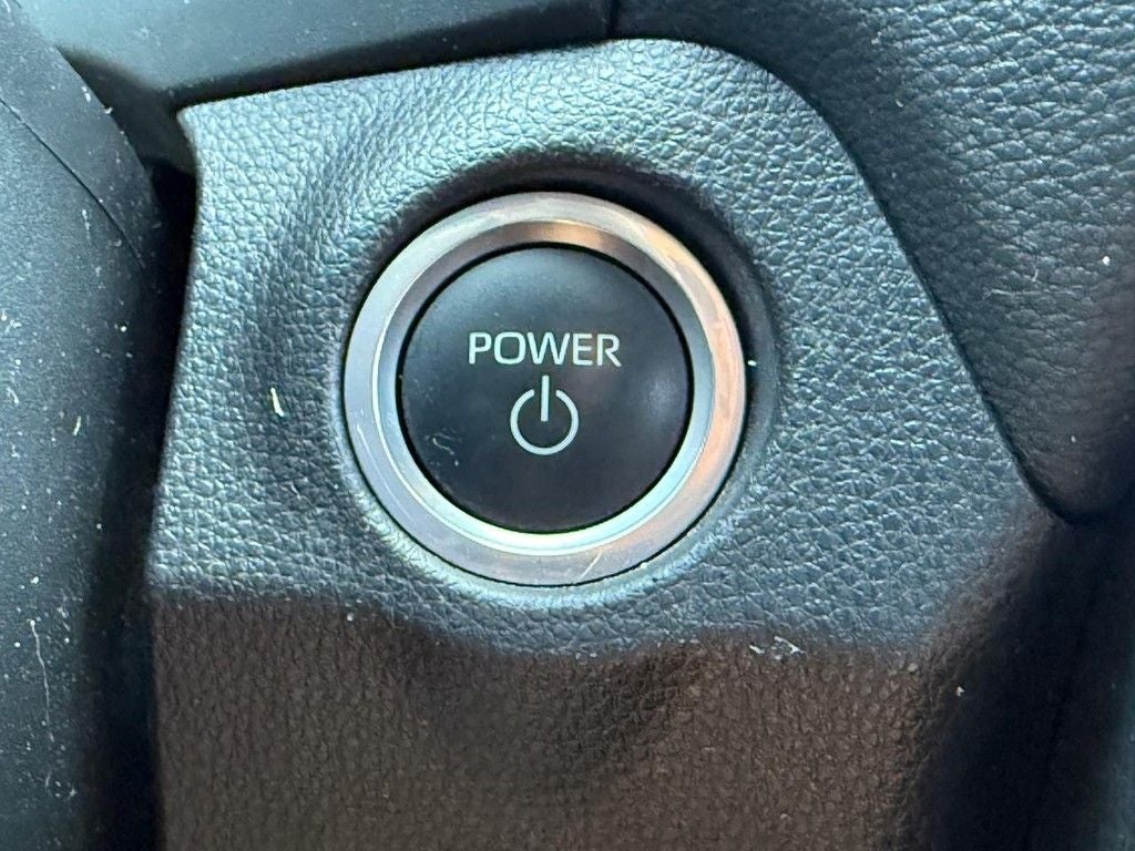 2024 Toyota RAV4 Prime SE