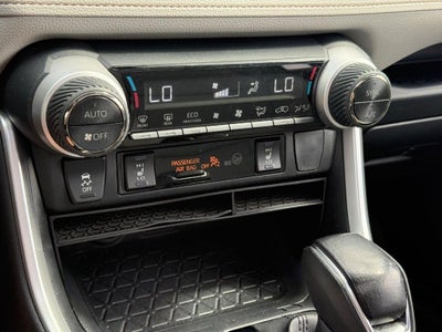 2022 Toyota RAV4 Hybrid XLE Premium