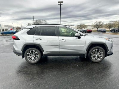 2022 Toyota RAV4 Hybrid XLE Premium