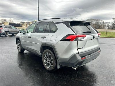 2022 Toyota RAV4 Hybrid XLE Premium