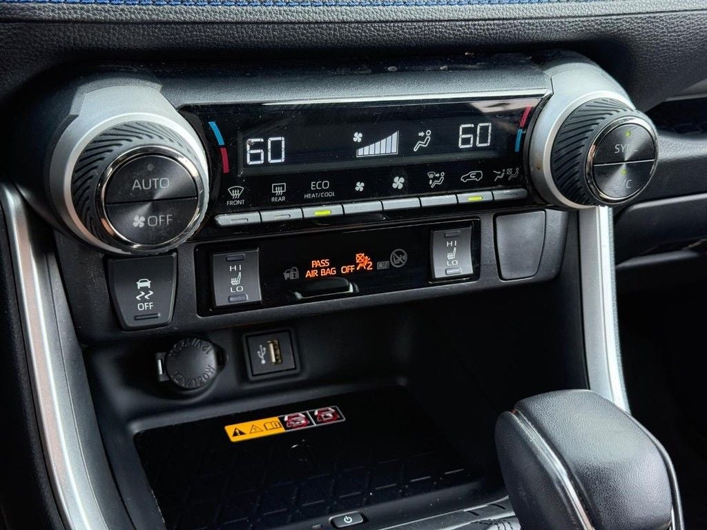 2025 Toyota RAV4 Hybrid XSE