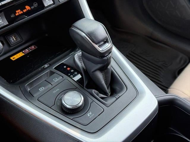 2025 Toyota RAV4 Hybrid XSE