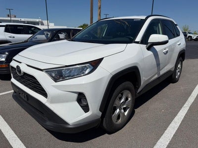 2020 Toyota RAV4 XLE