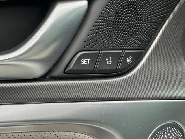 2025 Genesis G70 2.5T Sport Prestige