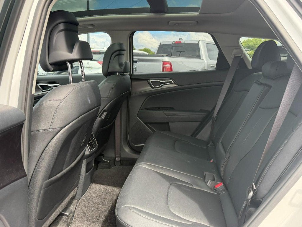 2024 Kia Sportage Hybrid EX