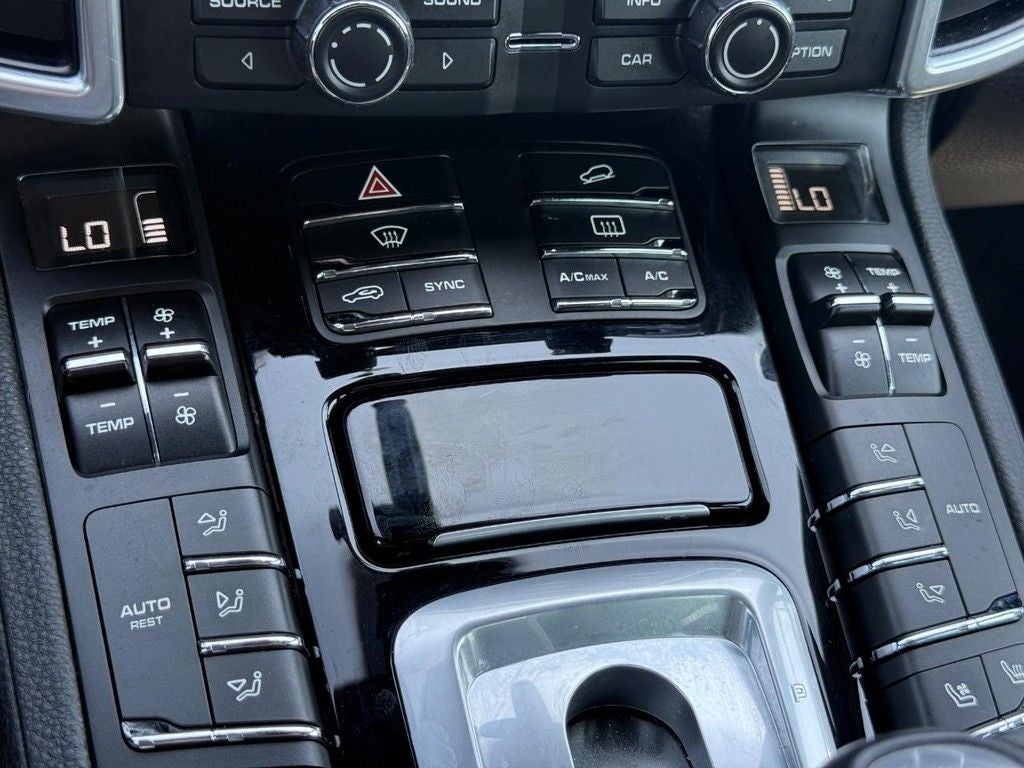 2014 Porsche Cayenne Base