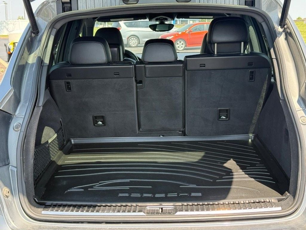 2014 Porsche Cayenne Base