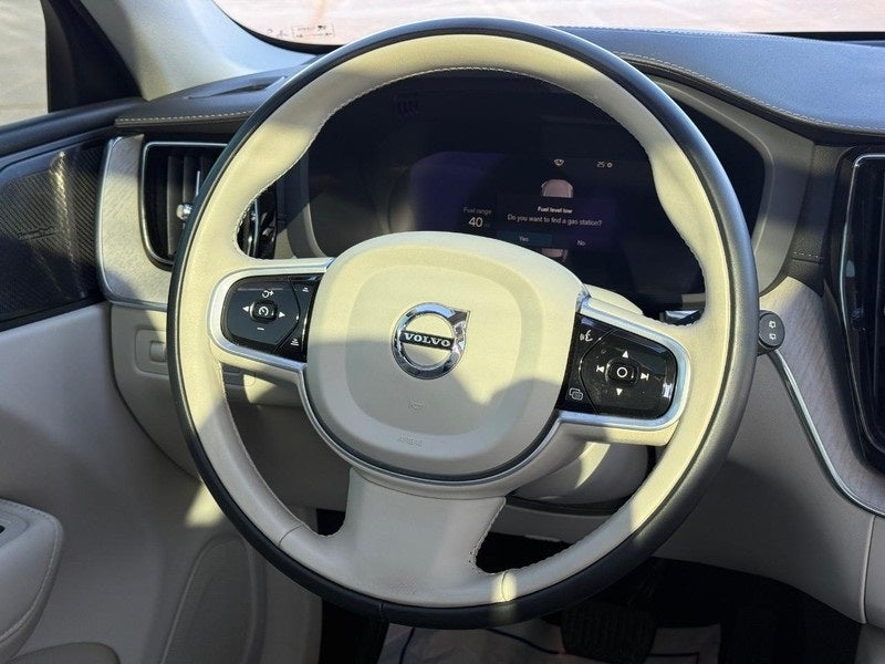 2022 Volvo XC60 B5 Inscription