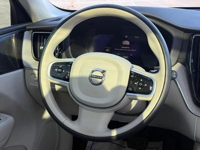 2022 Volvo XC60 B5 Inscription