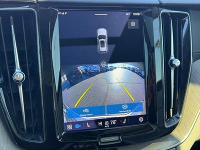 2022 Volvo XC60 B5 Inscription