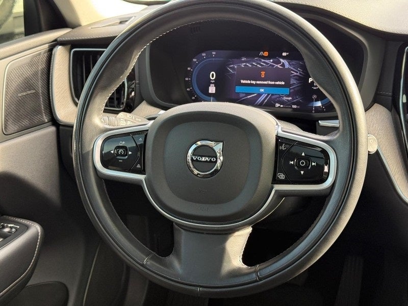 2022 Volvo XC60 B5 Inscription
