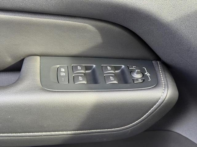 2022 Volvo XC60 B5 Inscription