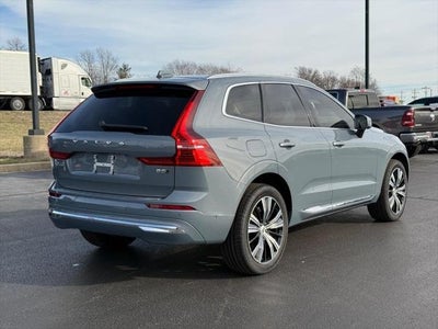 2022 Volvo XC60 B5 Inscription