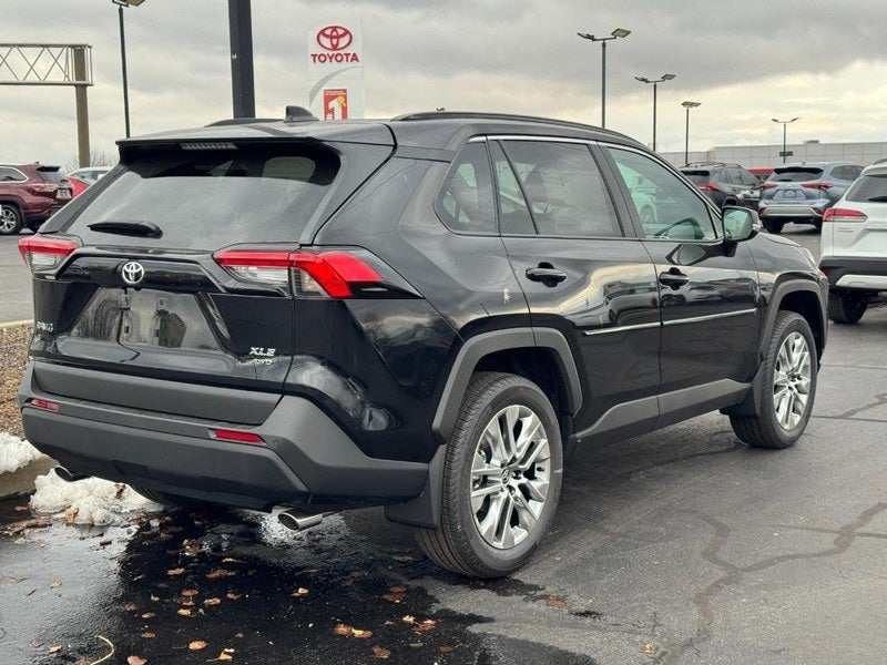 2025 Toyota RAV4 XLE Premium