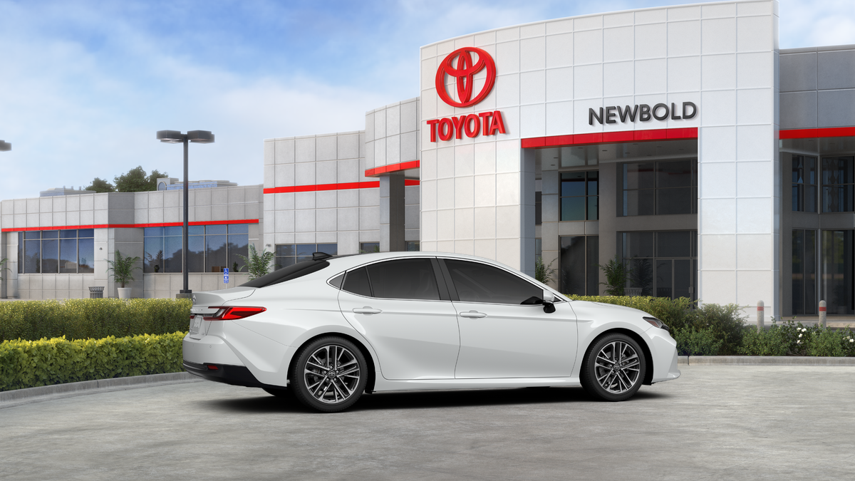 2027 Toyota Camry XLE AWD