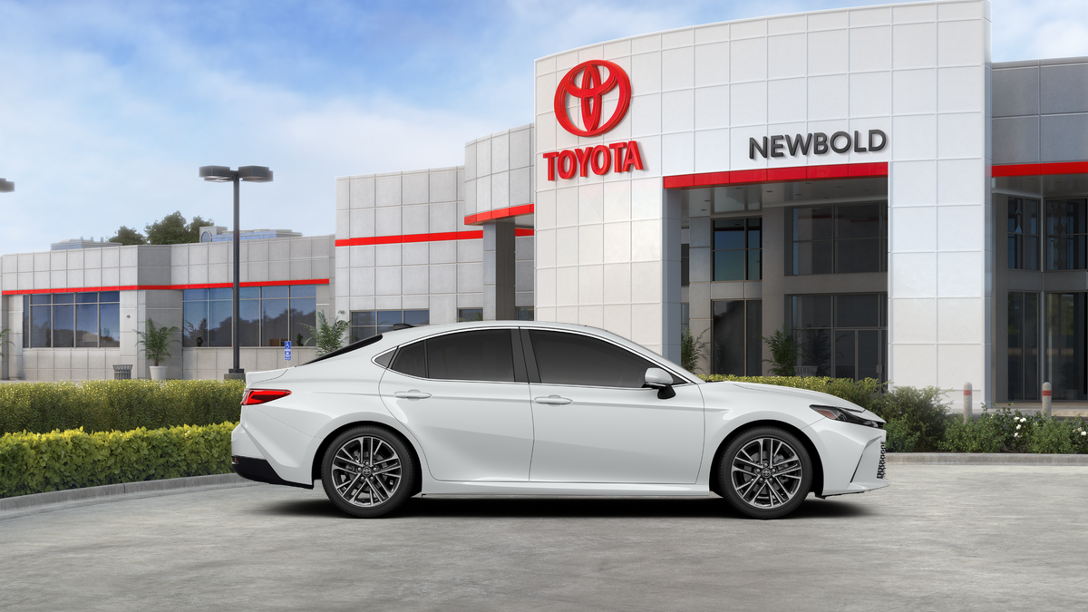 2027 Toyota Camry XLE AWD