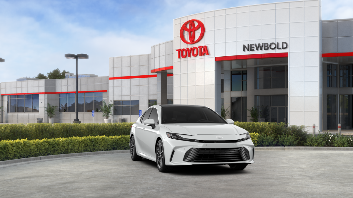 2027 Toyota Camry XLE AWD