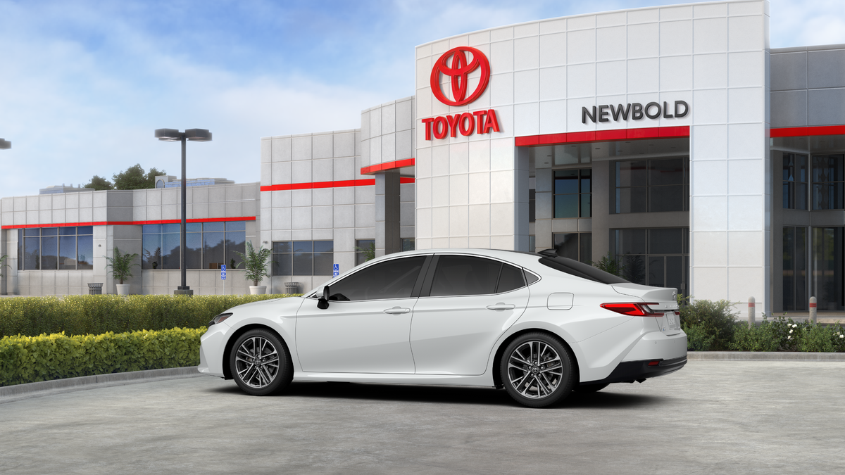 2027 Toyota Camry XLE AWD