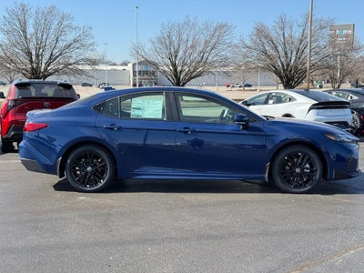2026 Toyota Camry SE AWD
