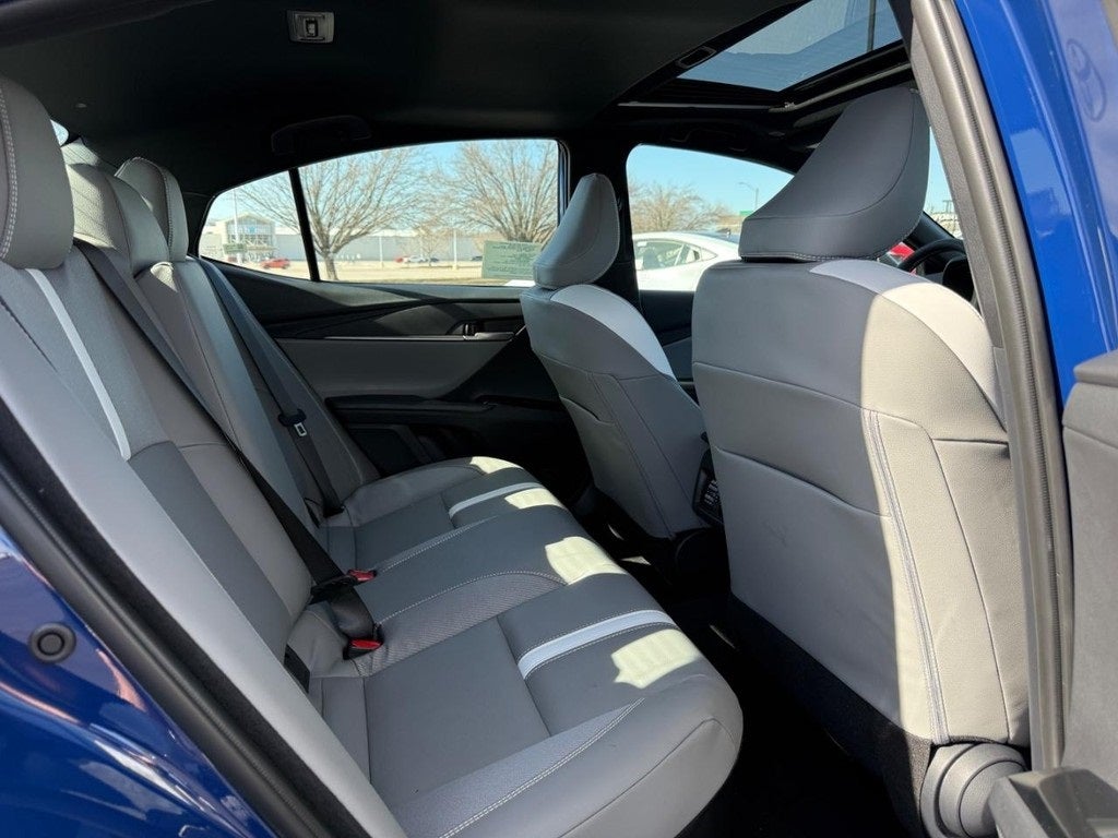 2026 Toyota Camry SE AWD