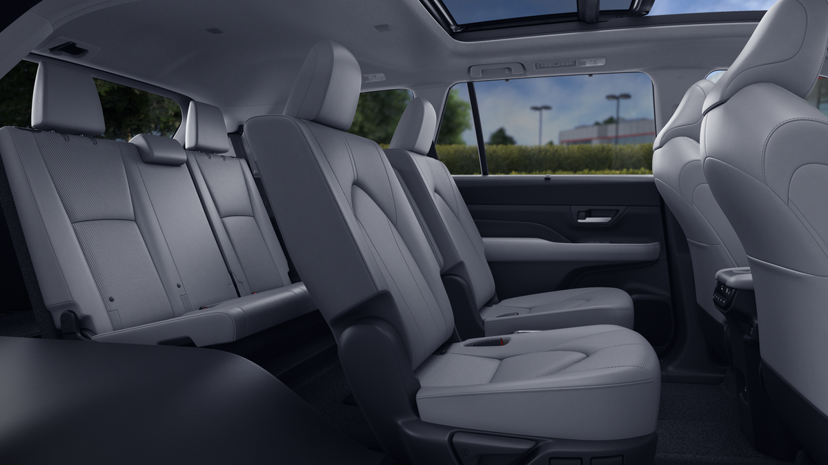 2026 Toyota Grand Highlander Hybrid Limited