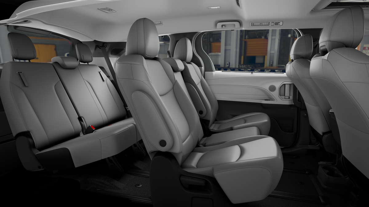 2026 Toyota Sienna XLE