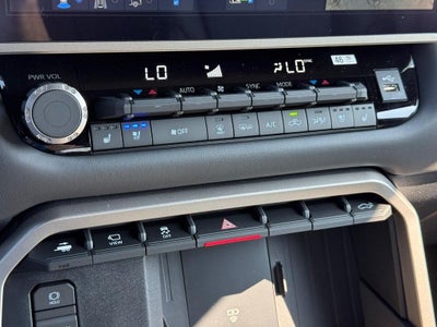 2026 Toyota Tundra i-FORCE MAX Tundra Platinum