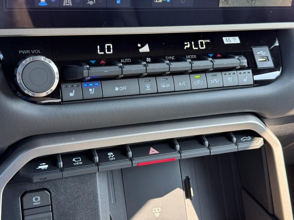 2026 Toyota Tundra i-FORCE MAX Tundra Platinum