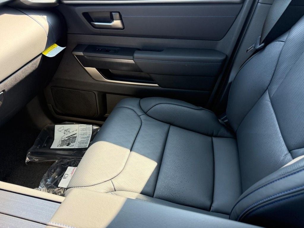 2026 Toyota Tundra i-FORCE MAX Tundra Platinum