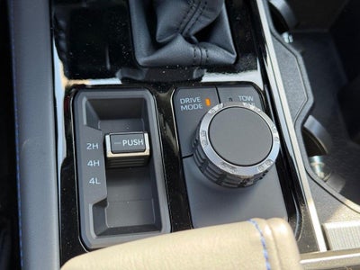 2026 Toyota Tundra i-FORCE MAX Tundra Platinum