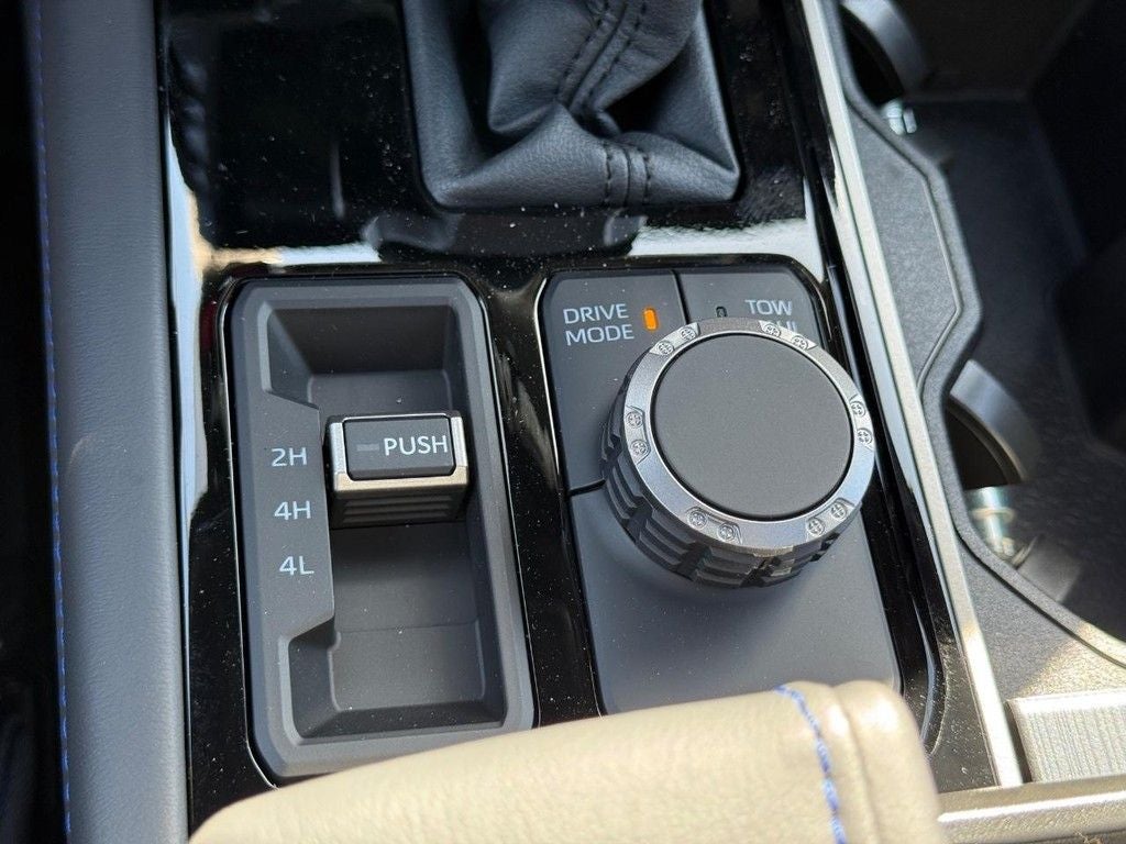 2026 Toyota Tundra i-FORCE MAX Tundra Platinum