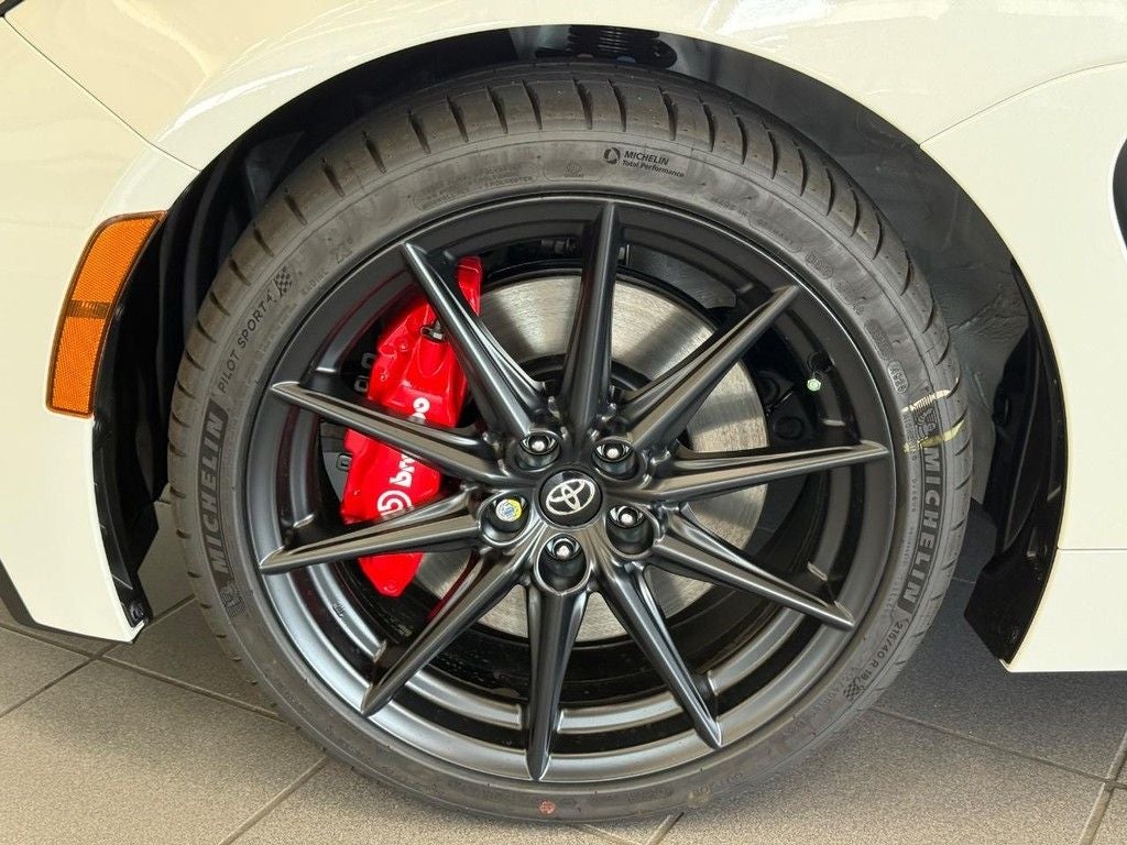 2026 Toyota GR86 Premium MT