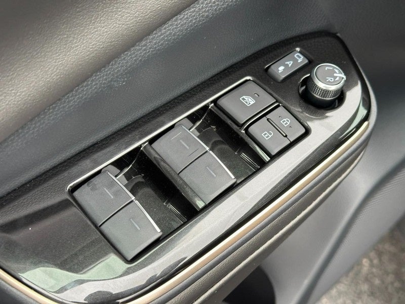 2026 Toyota Toyota Crown Nightshade