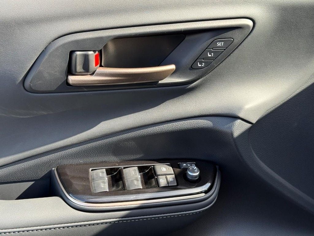 2026 Toyota Toyota Crown Signia Limited