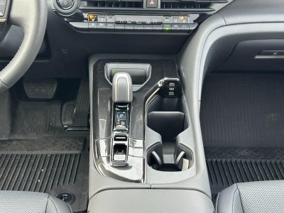 2025 Toyota Toyota Crown Signia Limited