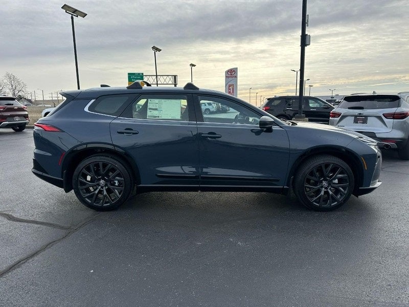 2025 Toyota Toyota Crown Signia Limited