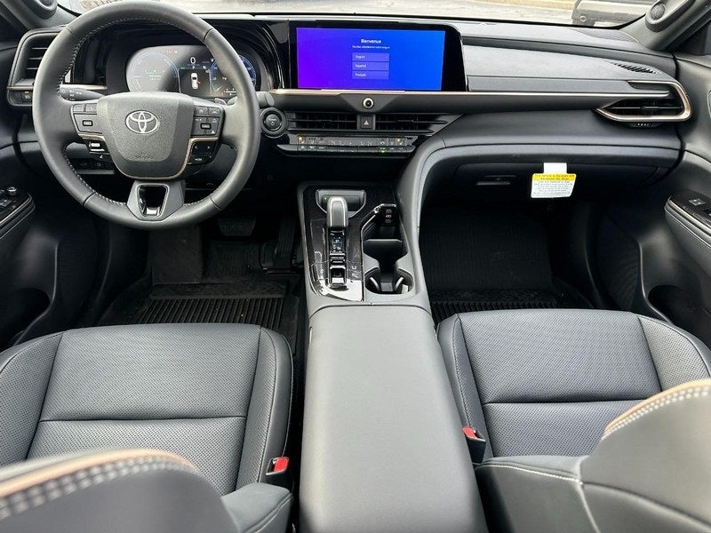 2025 Toyota Toyota Crown Signia Limited