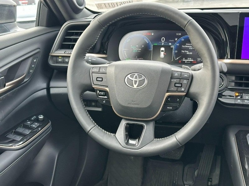 2025 Toyota Toyota Crown Signia Limited