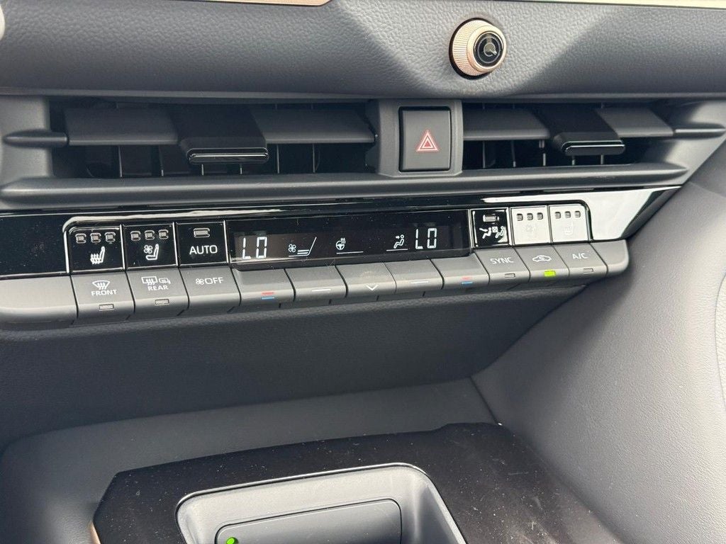 2026 Toyota Toyota Crown Signia Limited