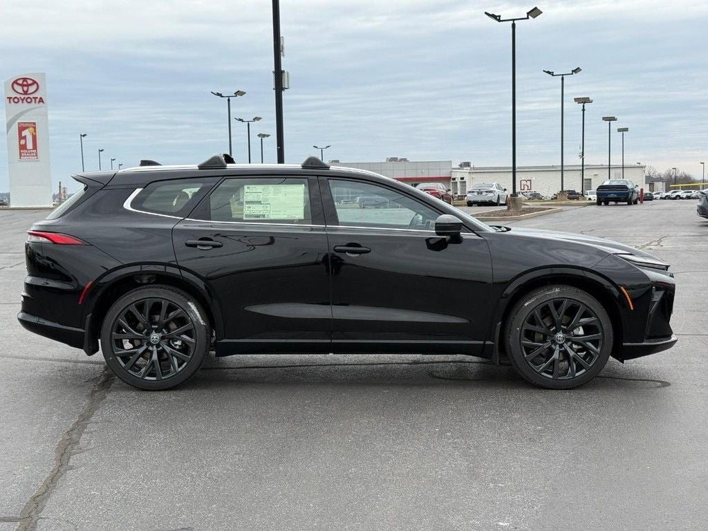 2026 Toyota Toyota Crown Signia Limited