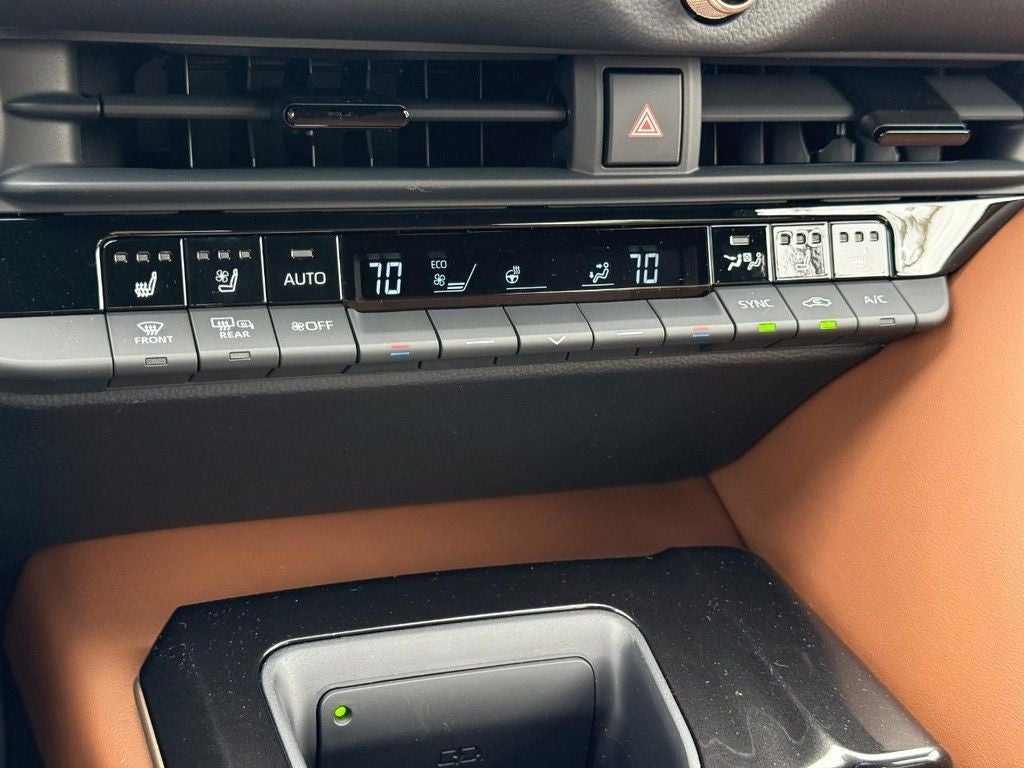 2026 Toyota Toyota Crown Signia XLE