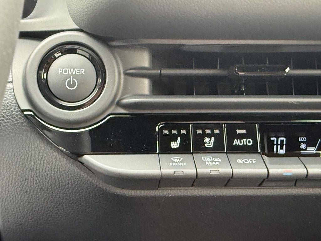 2026 Toyota Toyota Crown Signia XLE