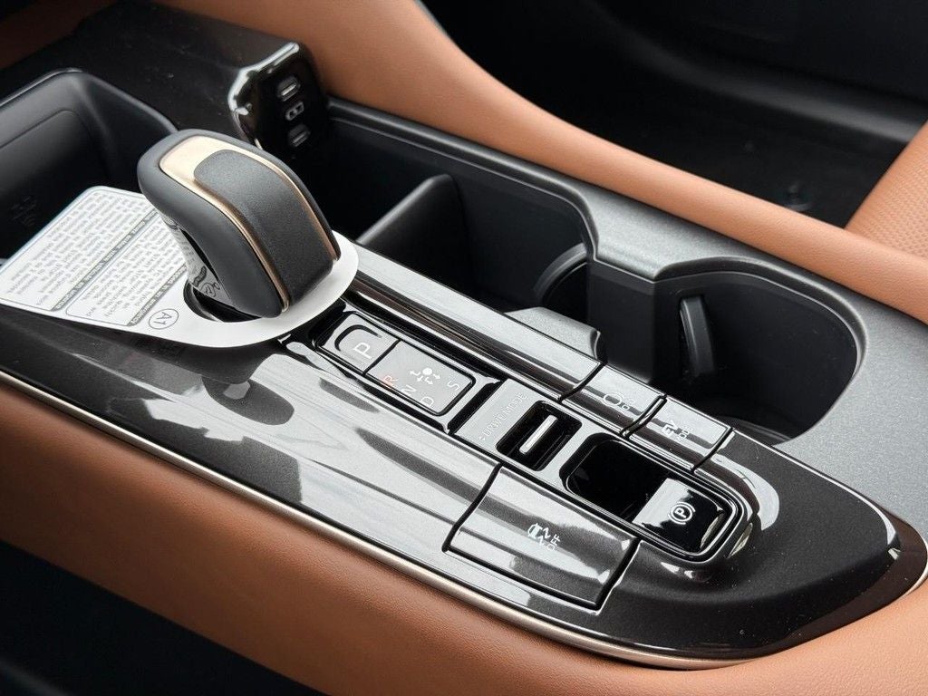 2026 Toyota Toyota Crown Signia XLE